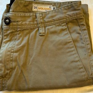 Volcum size 32 True to This shorts. Nice khaki color. Excellent condition.